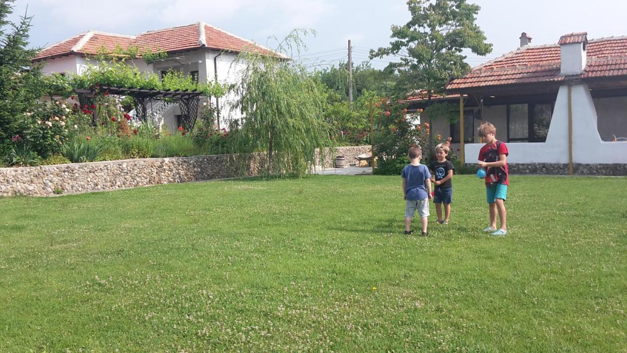 Family Hotel Belvedere Dalgopol Kültér fotó